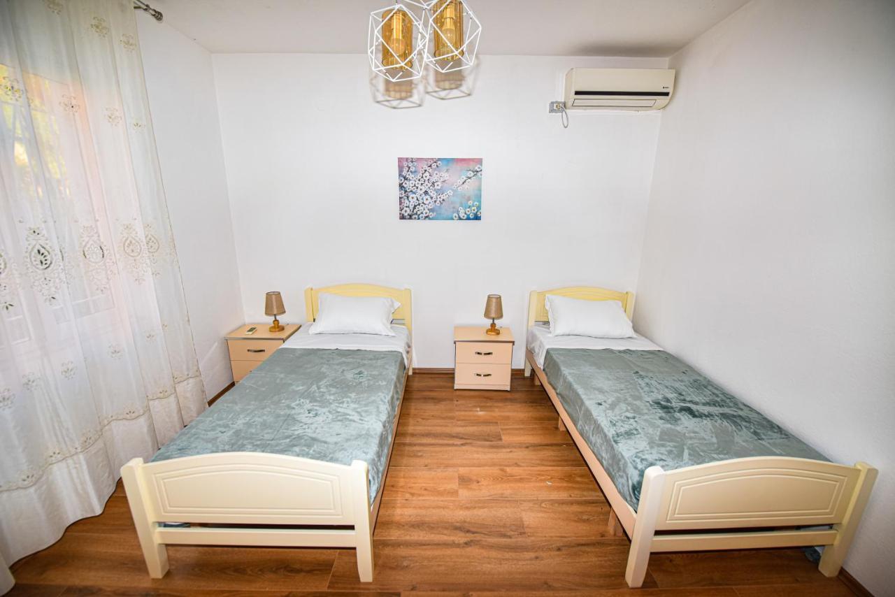 Villa Alba Shkoder Exterior photo
