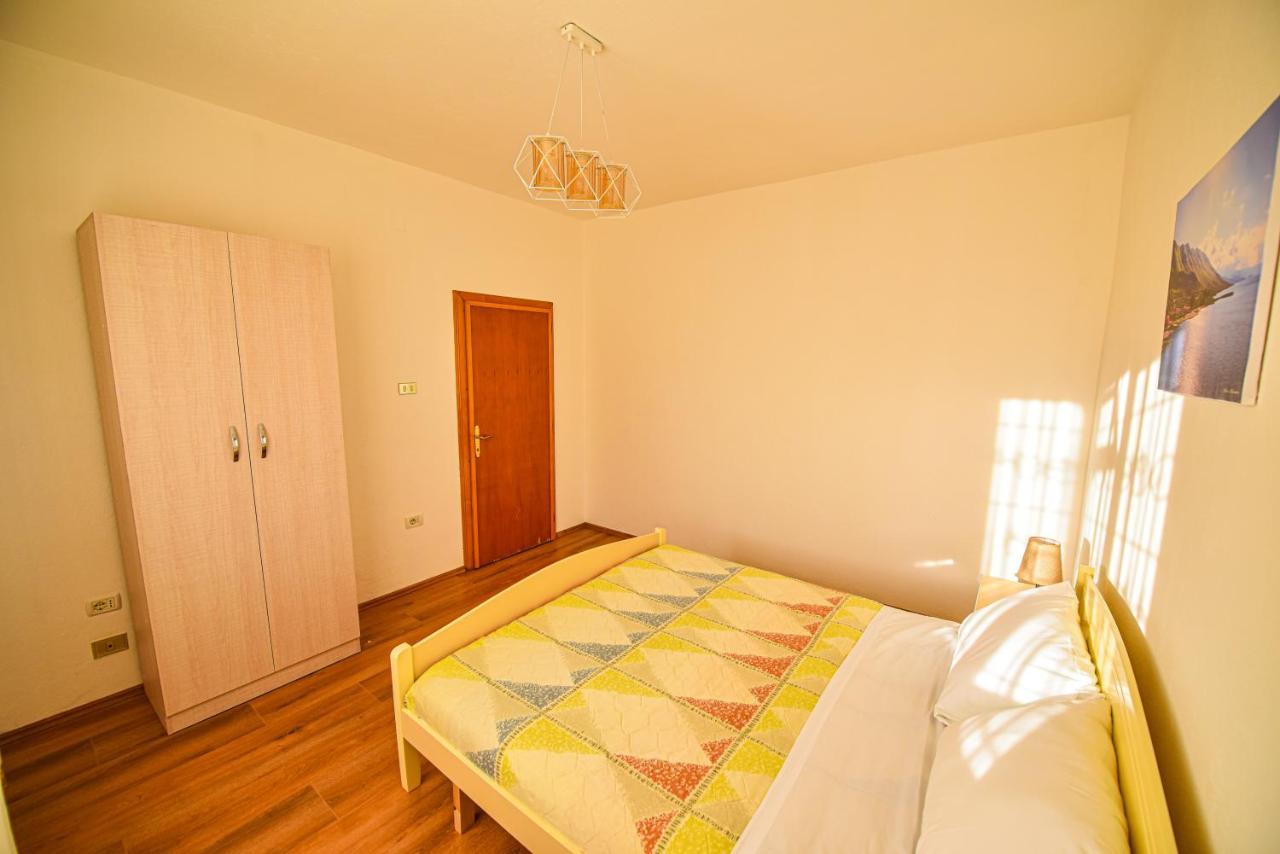 Villa Alba Shkoder Exterior photo